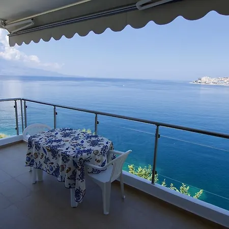 Azzura Sea View