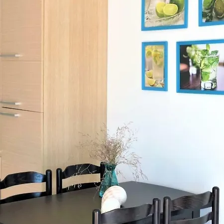 Azzura Sea View Apartment Sarande